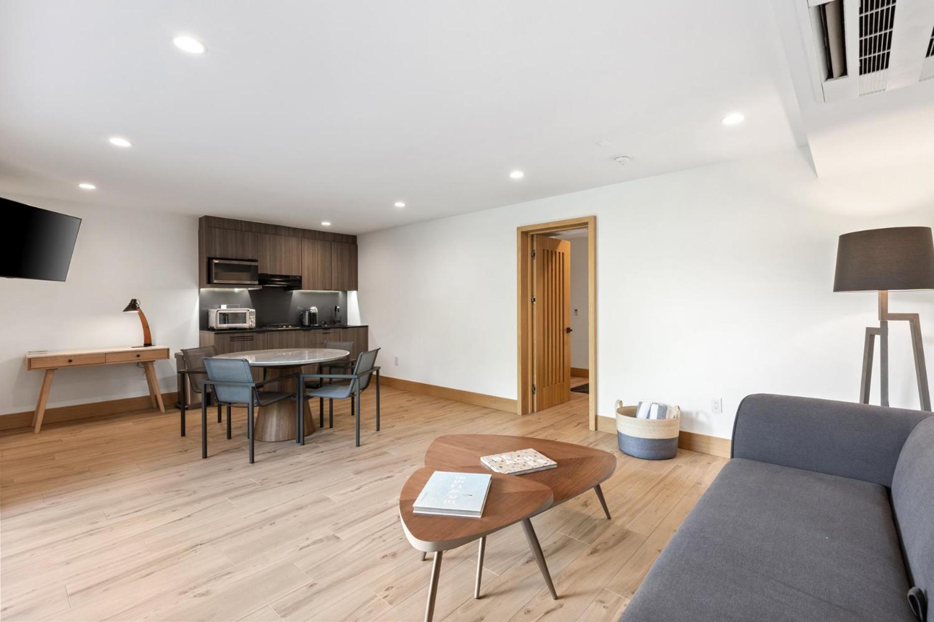 Malibu Sand Carbon Beach Suites Kültér fotó