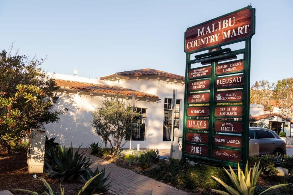 Malibu Sand Carbon Beach Suites Kültér fotó