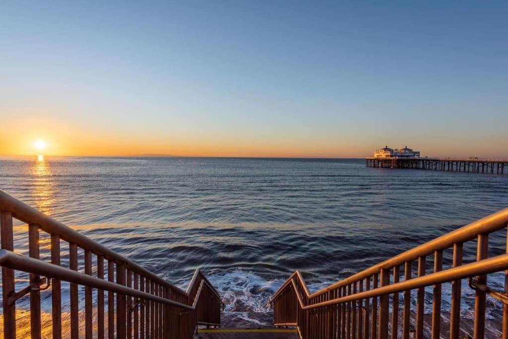 Malibu Sand Carbon Beach Suites Kültér fotó