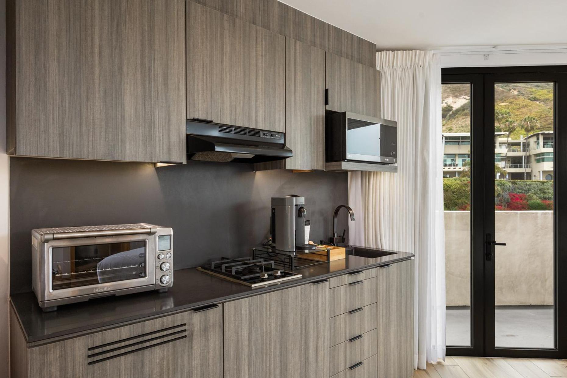 Malibu Sand Carbon Beach Suites Kültér fotó